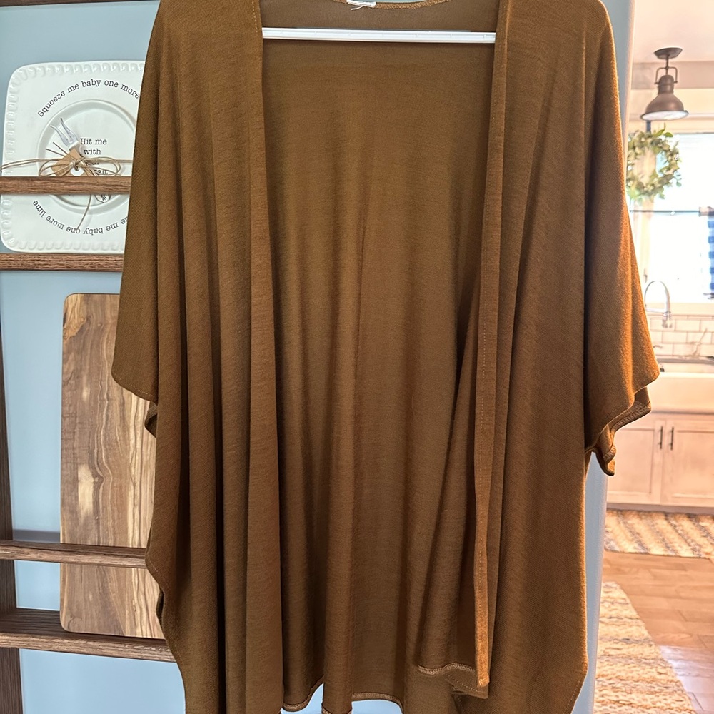 Cardigan/ duster.  Lightweight.